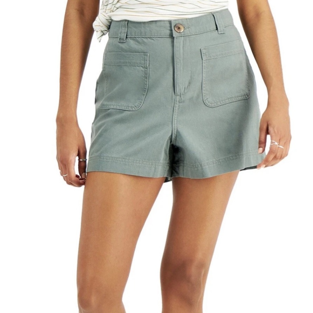 Mid Rise shorts